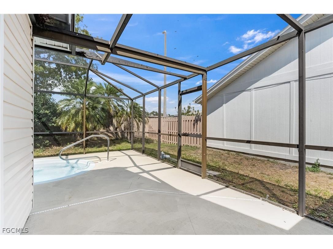 5581 Longleaf Drive North Fort Myers FL 33917 2026002479 image12