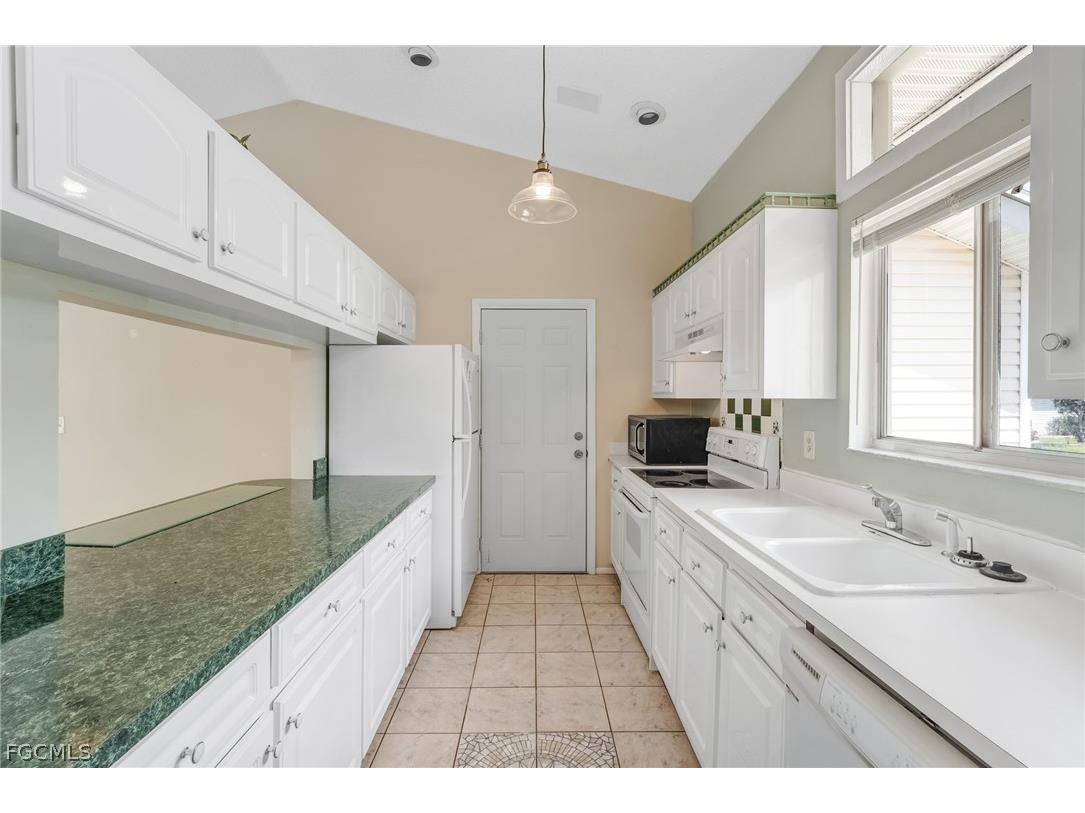 5581 Longleaf Drive North Fort Myers FL 33917 2026002479 image5