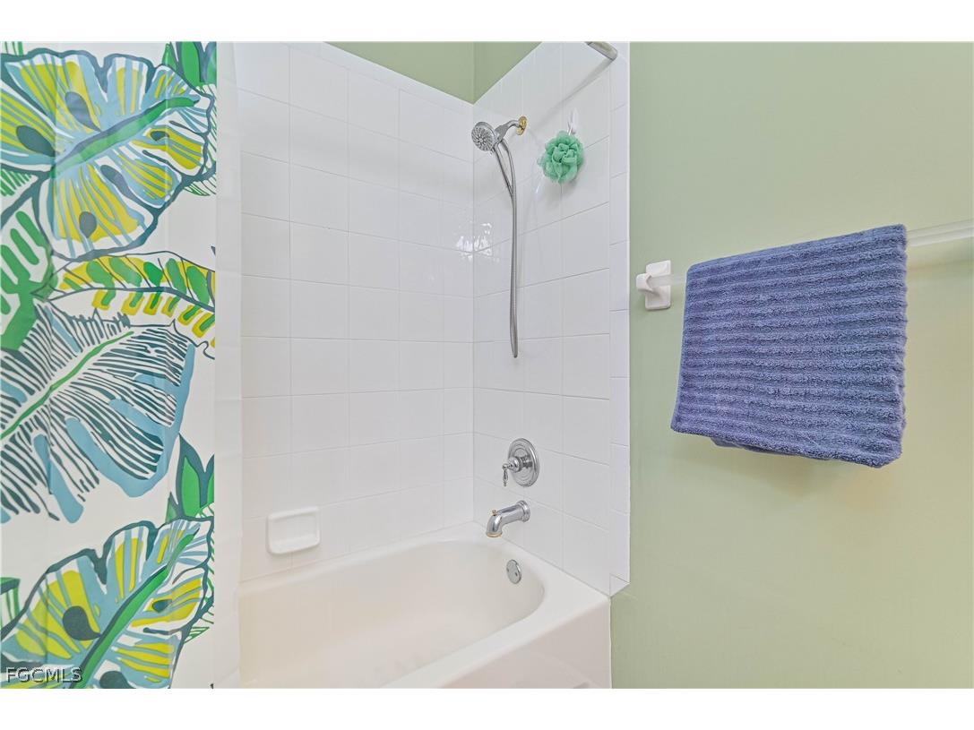 5582 Whispering Willow Way Fort Myers FL 33908 2026010608 image27