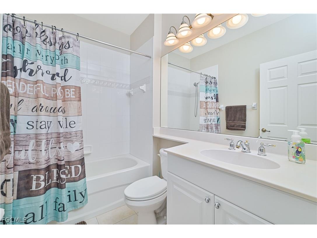 5582 Whispering Willow Way Fort Myers FL 33908 2026010608 image32