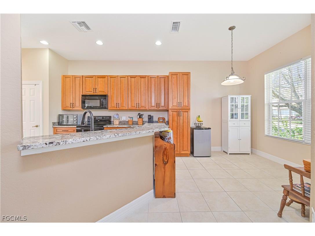 5582 Whispering Willow Way Fort Myers FL 33908 2026010608 image9
