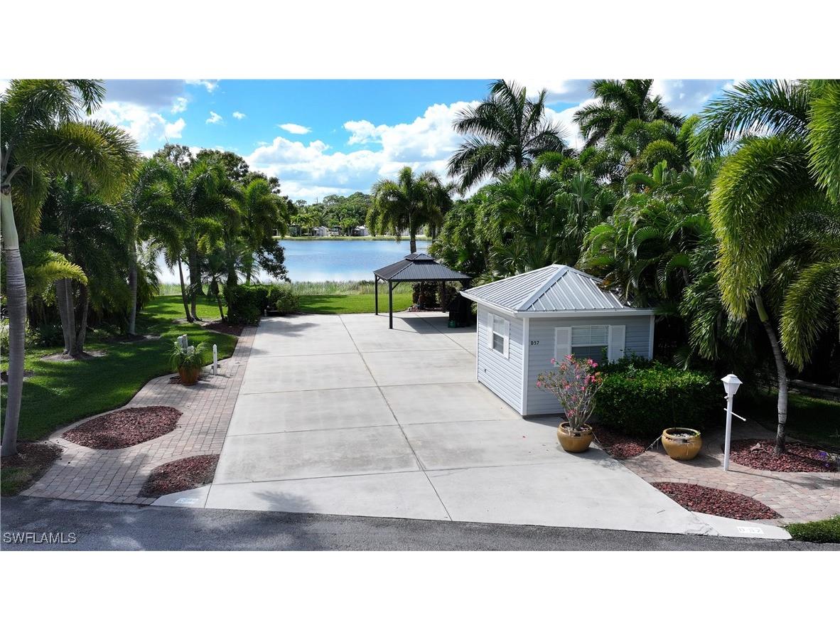 5584 Brightwood Drive Fort Myers FL 33905 225075524 image1