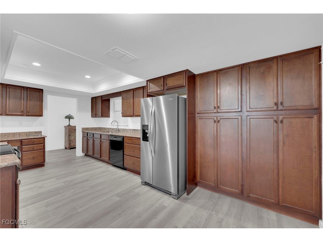 5584 Buring Court Fort Myers FL 33919 2025018346 image11