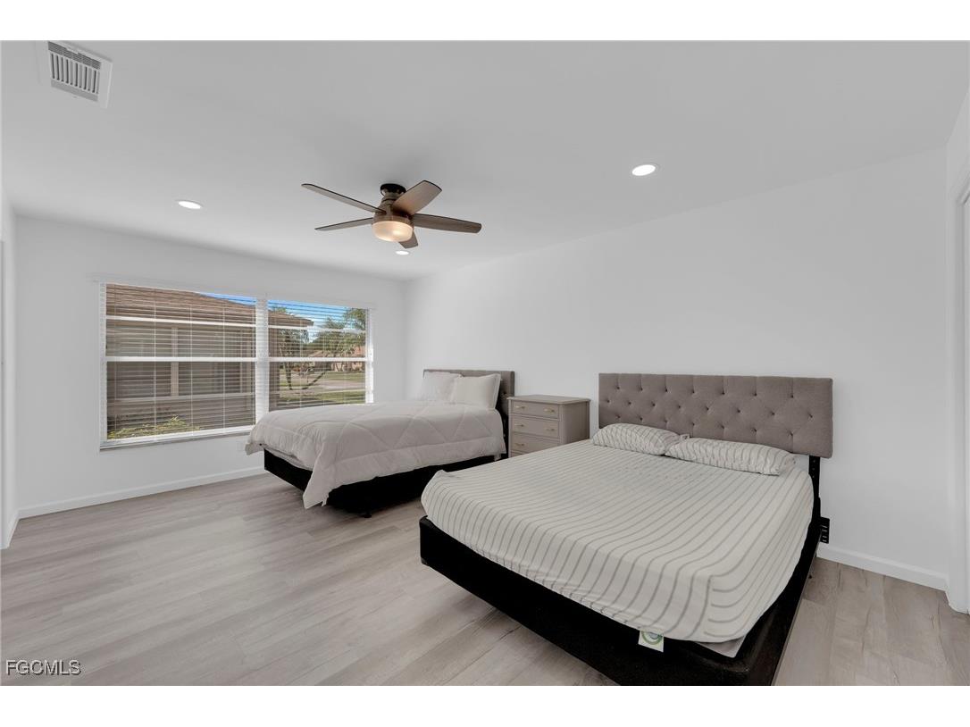 5584 Buring Court Fort Myers FL 33919 2025018346 image17