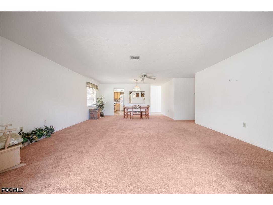5585 Hamlet Lane Fort Myers FL 33919 2026026220 image16