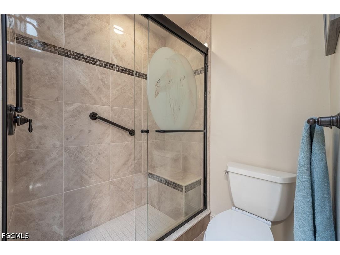 5585 Hamlet Lane Fort Myers FL 33919 2026026220 image25