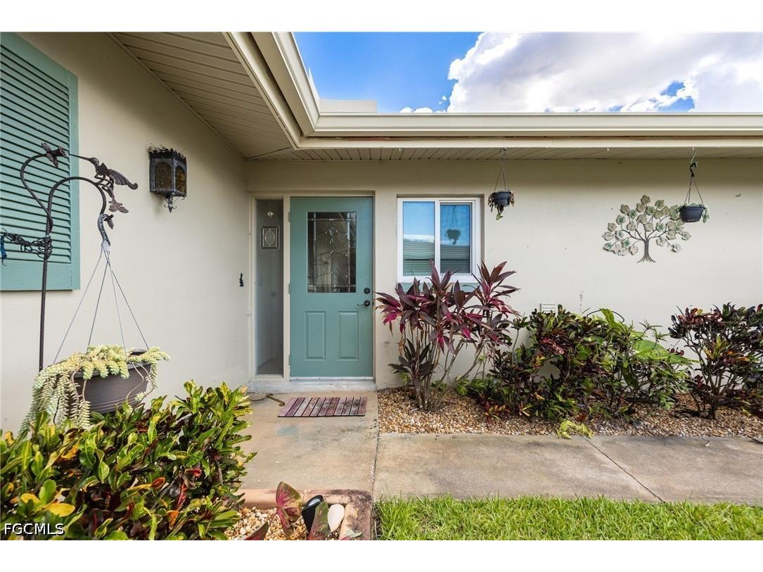 5585 Hamlet Lane Fort Myers FL 33919 2026026220 image5