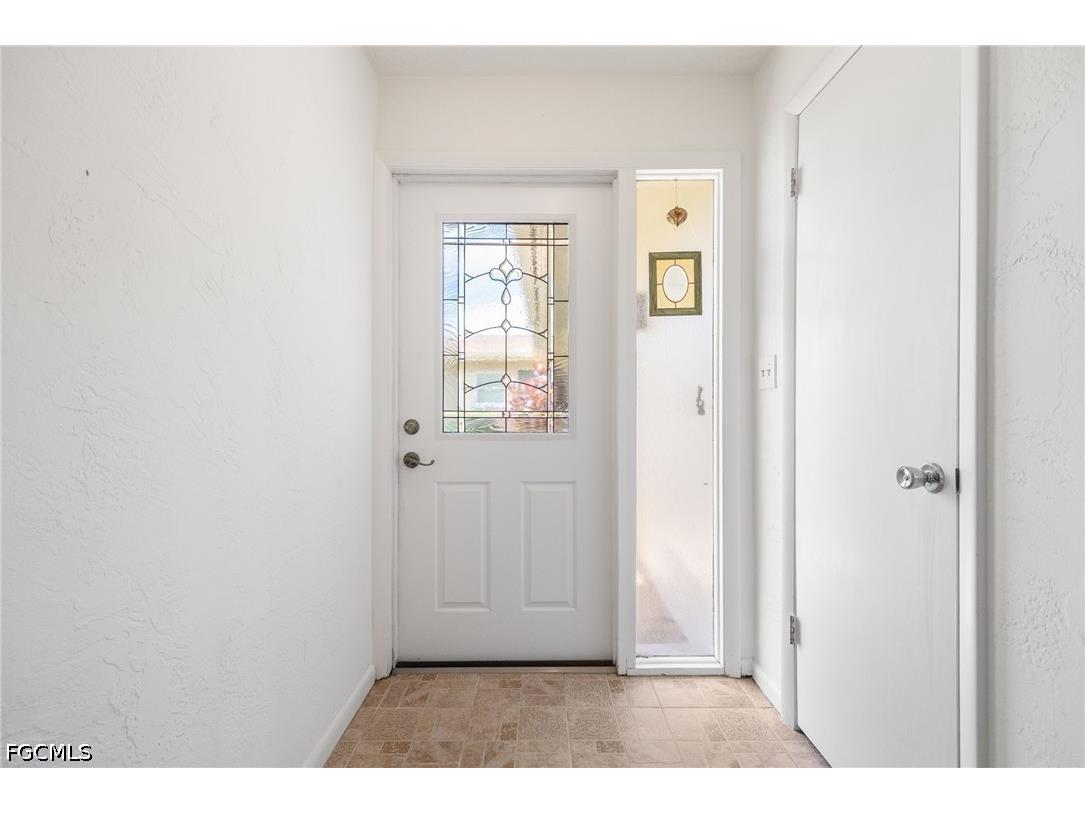 5585 Hamlet Lane Fort Myers FL 33919 2026026220 image6