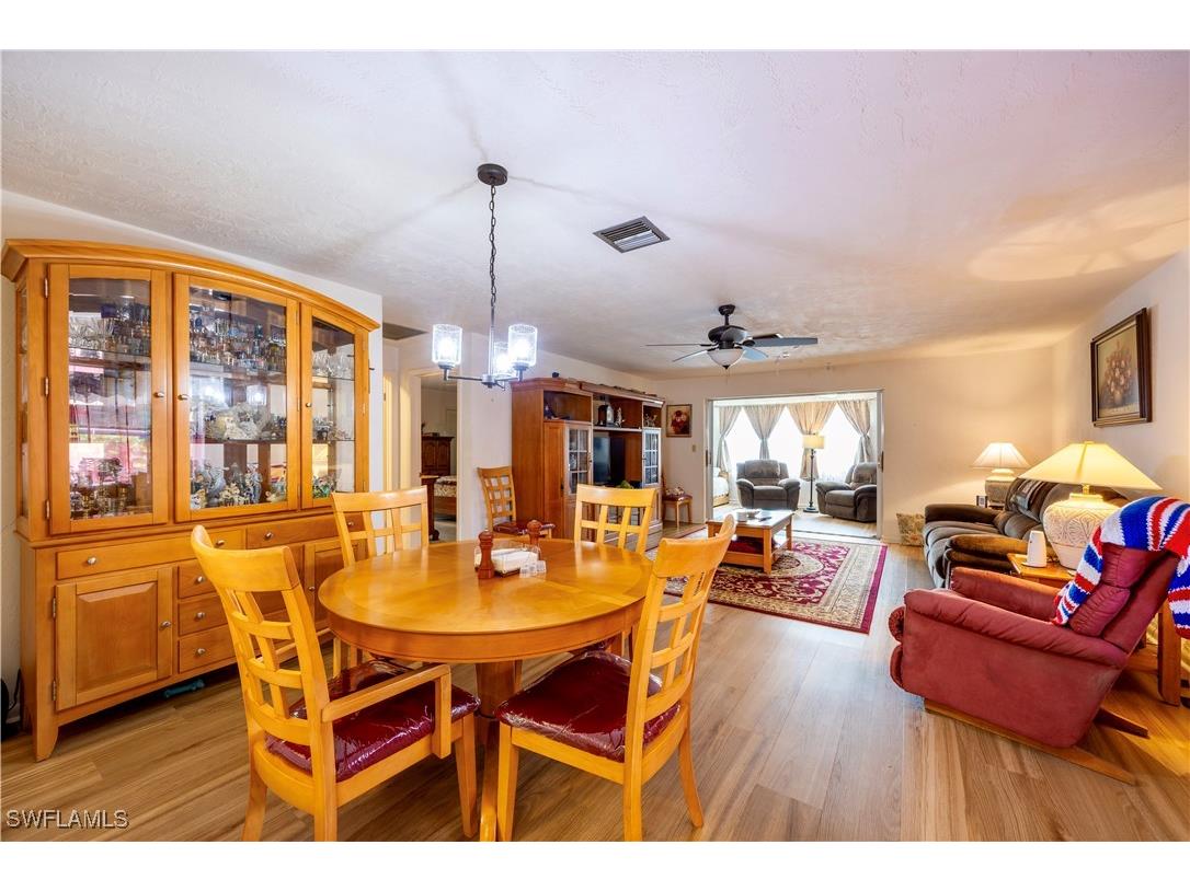 5585 Pendlewood Lane Fort Myers FL 33919 225059611 image10