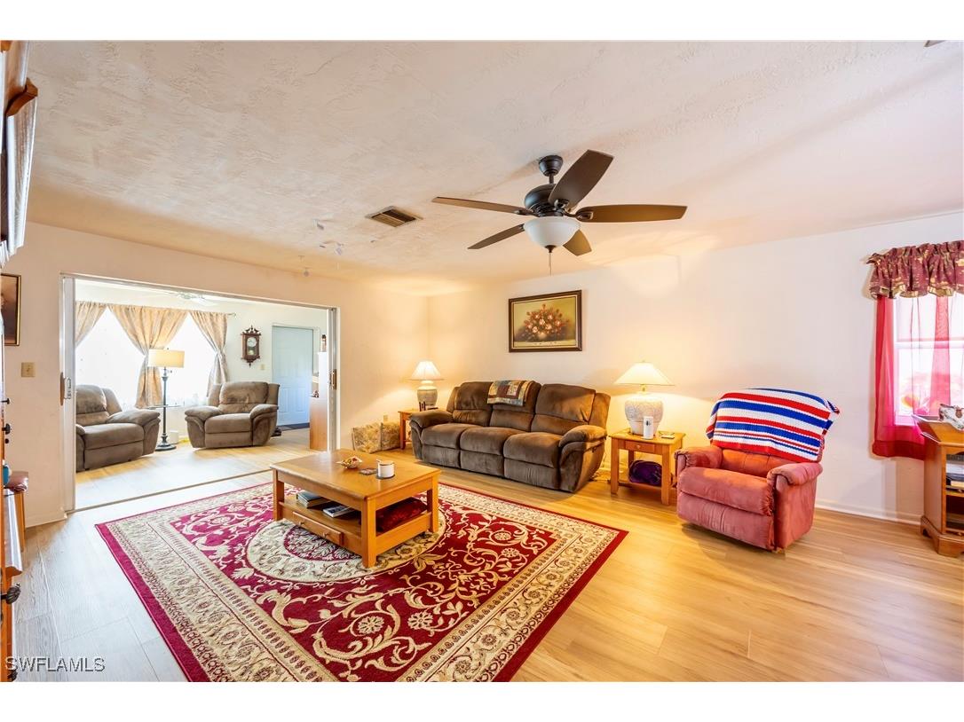 5585 Pendlewood Lane Fort Myers FL 33919 225059611 image13