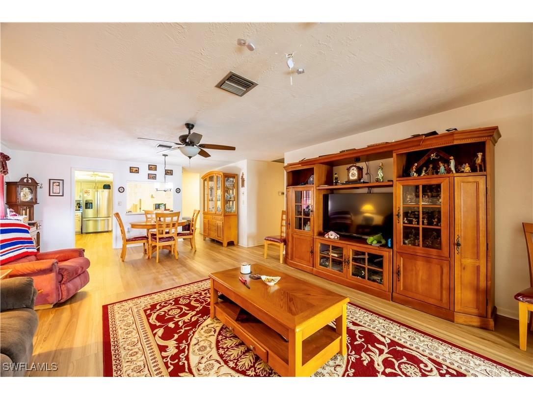 5585 Pendlewood Lane Fort Myers FL 33919 225059611 image15