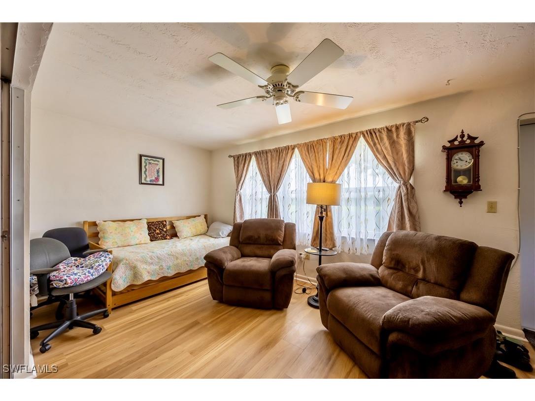 5585 Pendlewood Lane Fort Myers FL 33919 225059611 image24