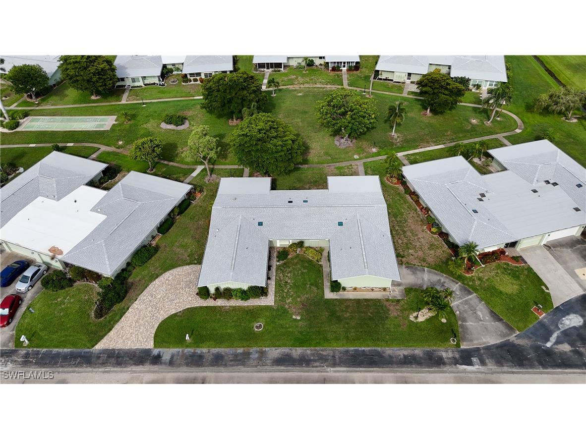 5585 Pendlewood Lane Fort Myers FL 33919 225059611 image32