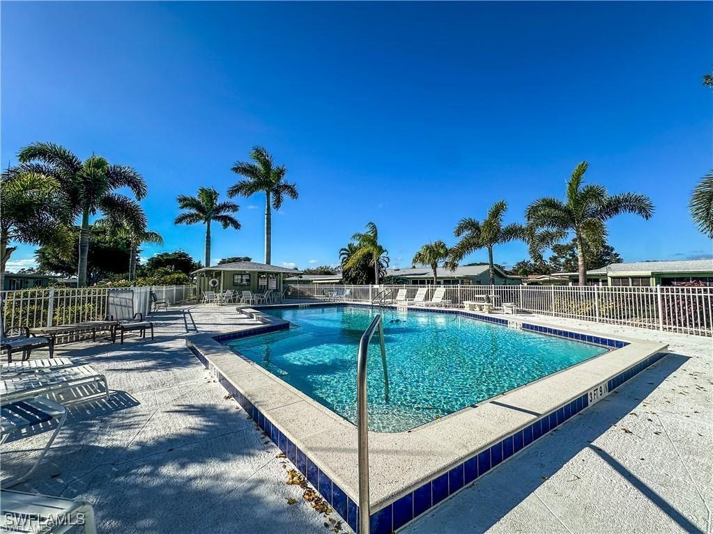 5585 Pendlewood Lane Fort Myers FL 33919 225059611 image36