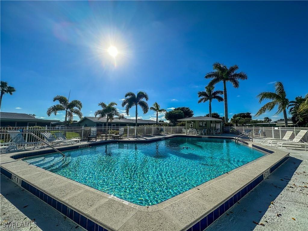 5585 Pendlewood Lane Fort Myers FL 33919 225059611 image39