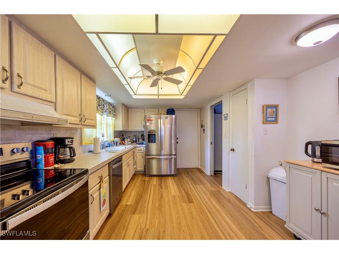 5585 Pendlewood Lane Fort Myers FL 33919 225059611 image4