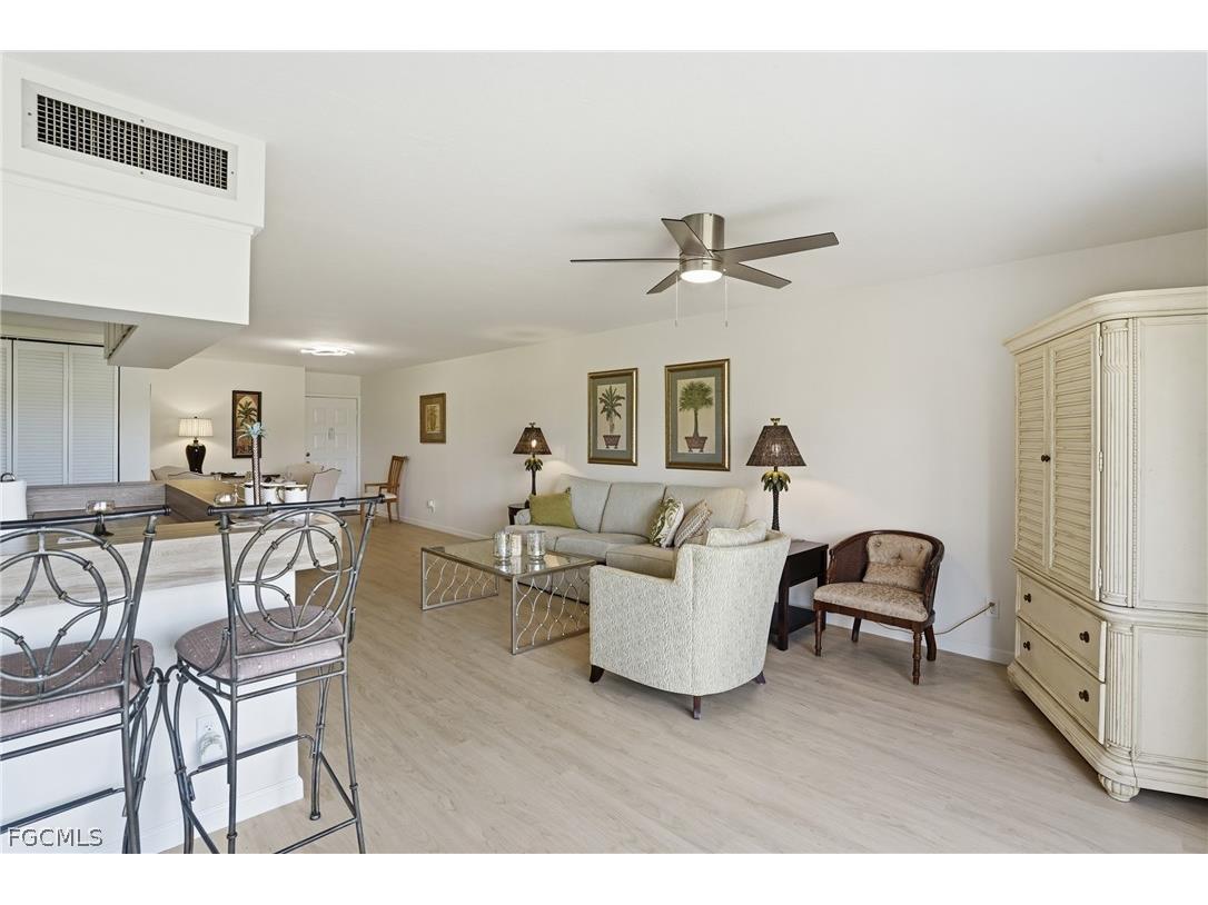 5585 Trailwinds Drive #314 Fort Myers FL 33907 2026011845 image12