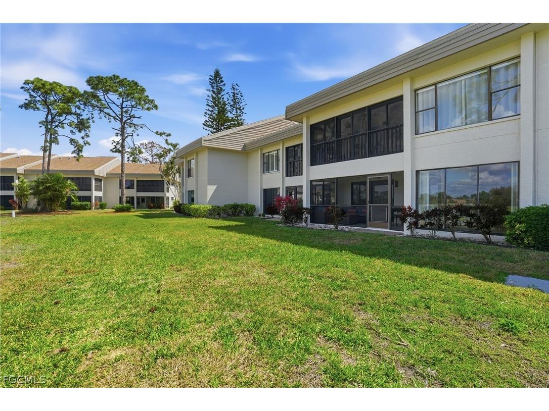 5585 Trailwinds Drive #314 Fort Myers FL 33907 2026011845 image39