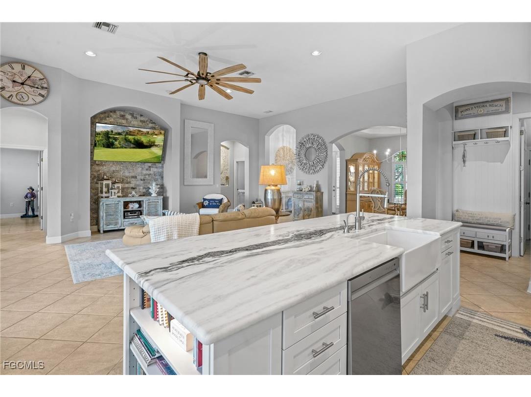 5589 Whispering Willow Way Fort Myers FL 33908 225036703 image12