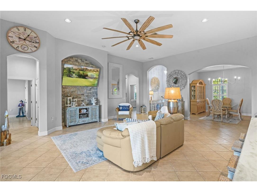 5589 Whispering Willow Way Fort Myers FL 33908 225036703 image7