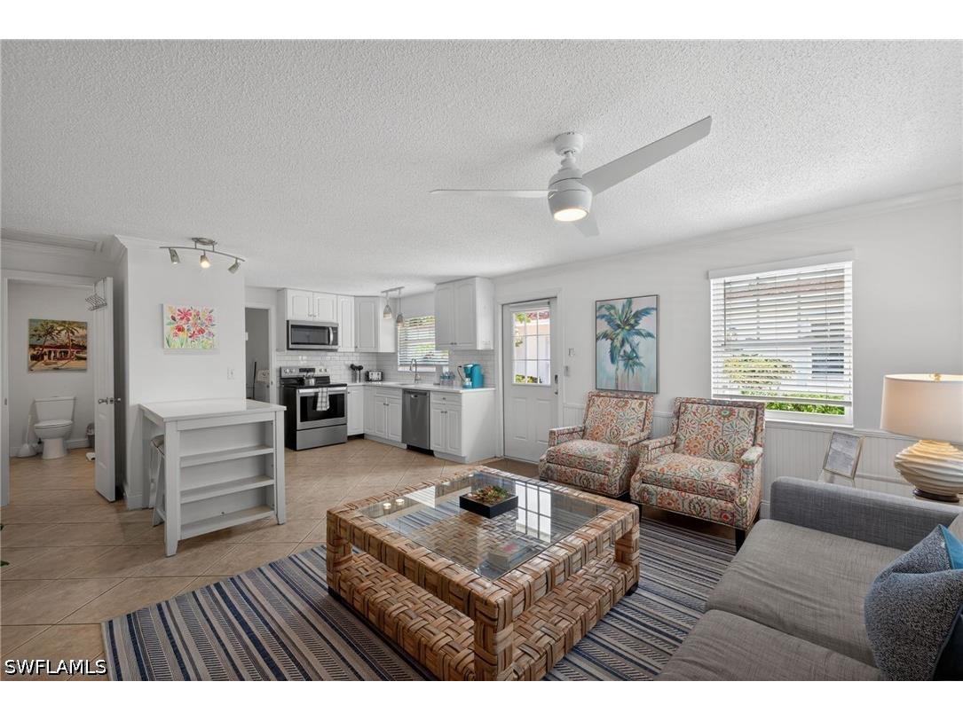 559 105th Avenue N Naples FL 34108 226020914 image5