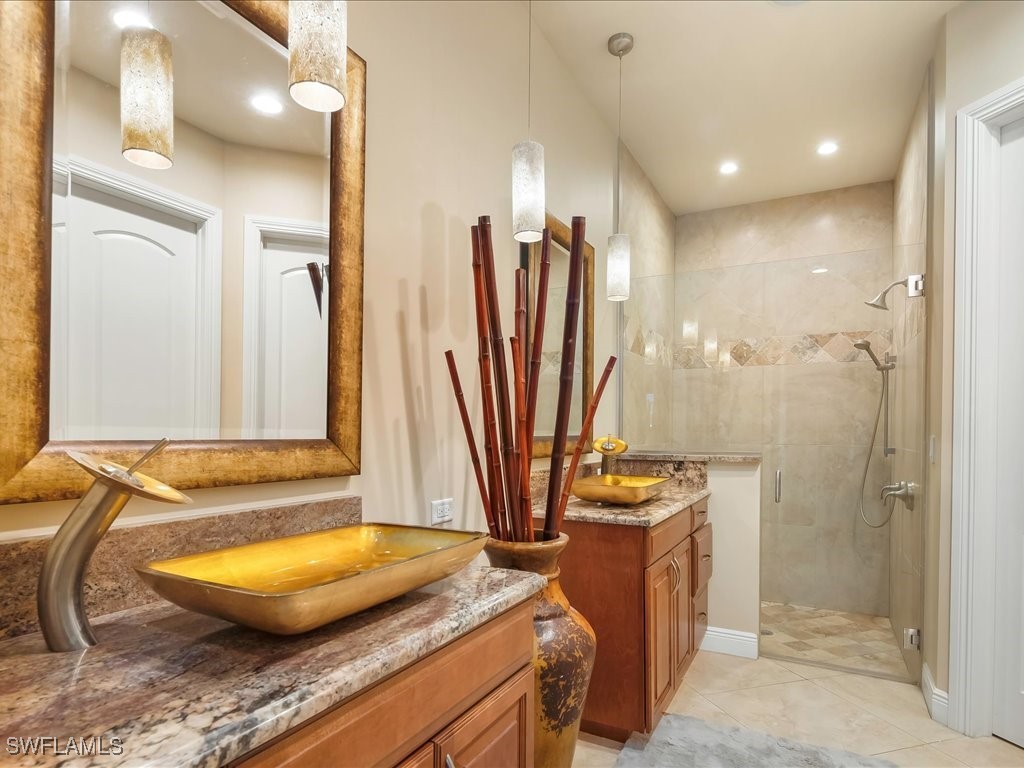 559 93rd Avenue N Naples FL 34108 225059767 image16