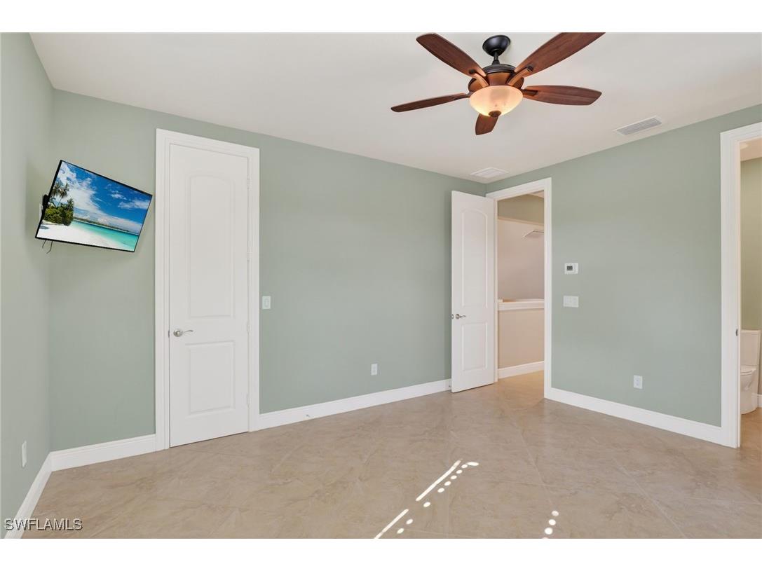 559 93rd Avenue N Naples FL 34108 226001369 image16