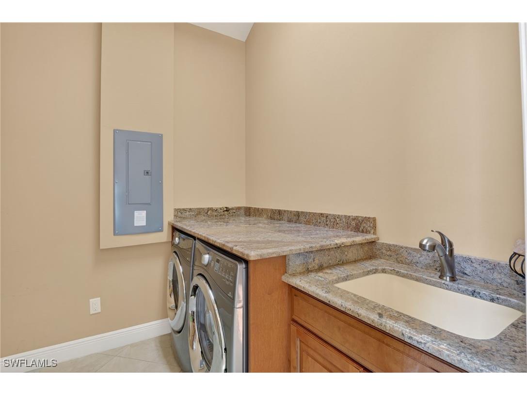 559 93rd Avenue N Naples FL 34108 226001369 image27