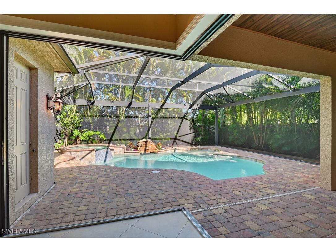 559 93rd Avenue N Naples FL 34108 226001369 image28