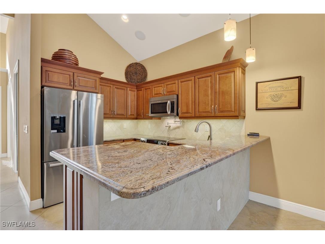 559 93rd Avenue N Naples FL 34108 226001369 image7