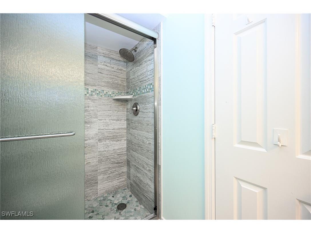 559 Beachwalk Circle #U-203 Naples FL 34108 225058268 image25