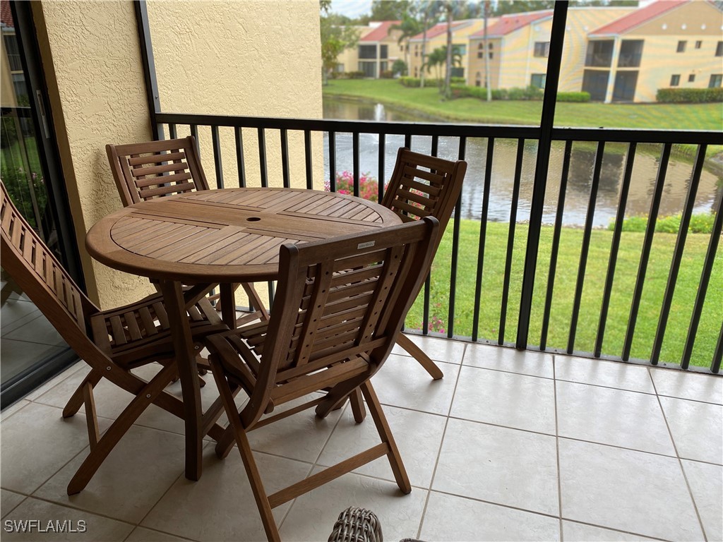 559 Beachwalk Circle #U-203 Naples FL 34108 225058268 image4
