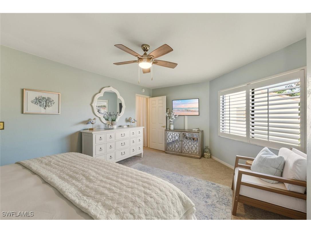 559 Beachwalk Circle #U202 Naples FL 34108 225082408 image15