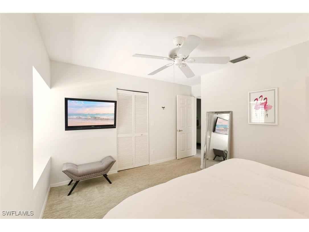 559 Beachwalk Circle #U202 Naples FL 34108 225082408 image17