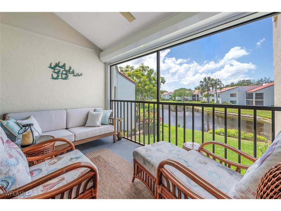 559 Beachwalk Circle #U202 Naples FL 34108 225082408 image20