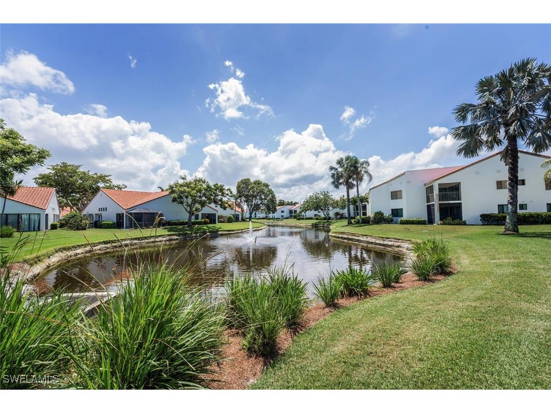 559 Beachwalk Circle #U202 Naples FL 34108 225082408 image22