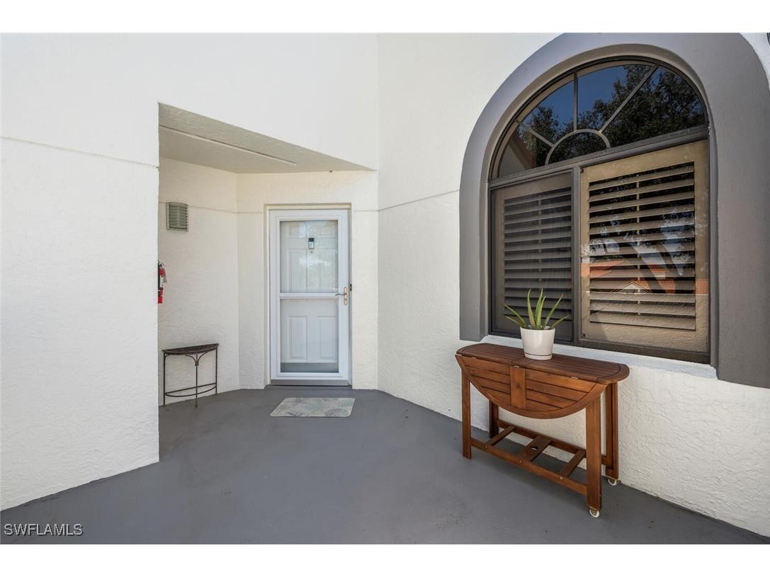 559 Beachwalk Circle #U202 Naples FL 34108 225082408 image27