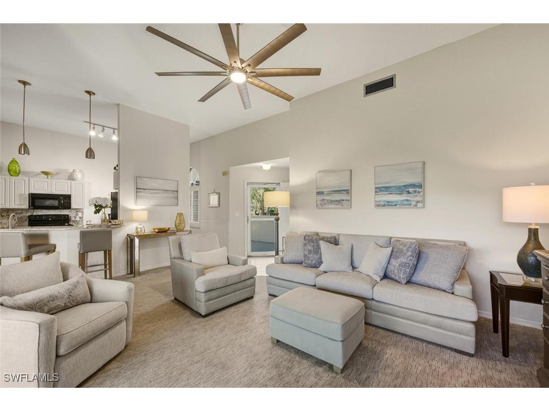 559 Beachwalk Circle #U202 Naples FL 34108 225082408 image3