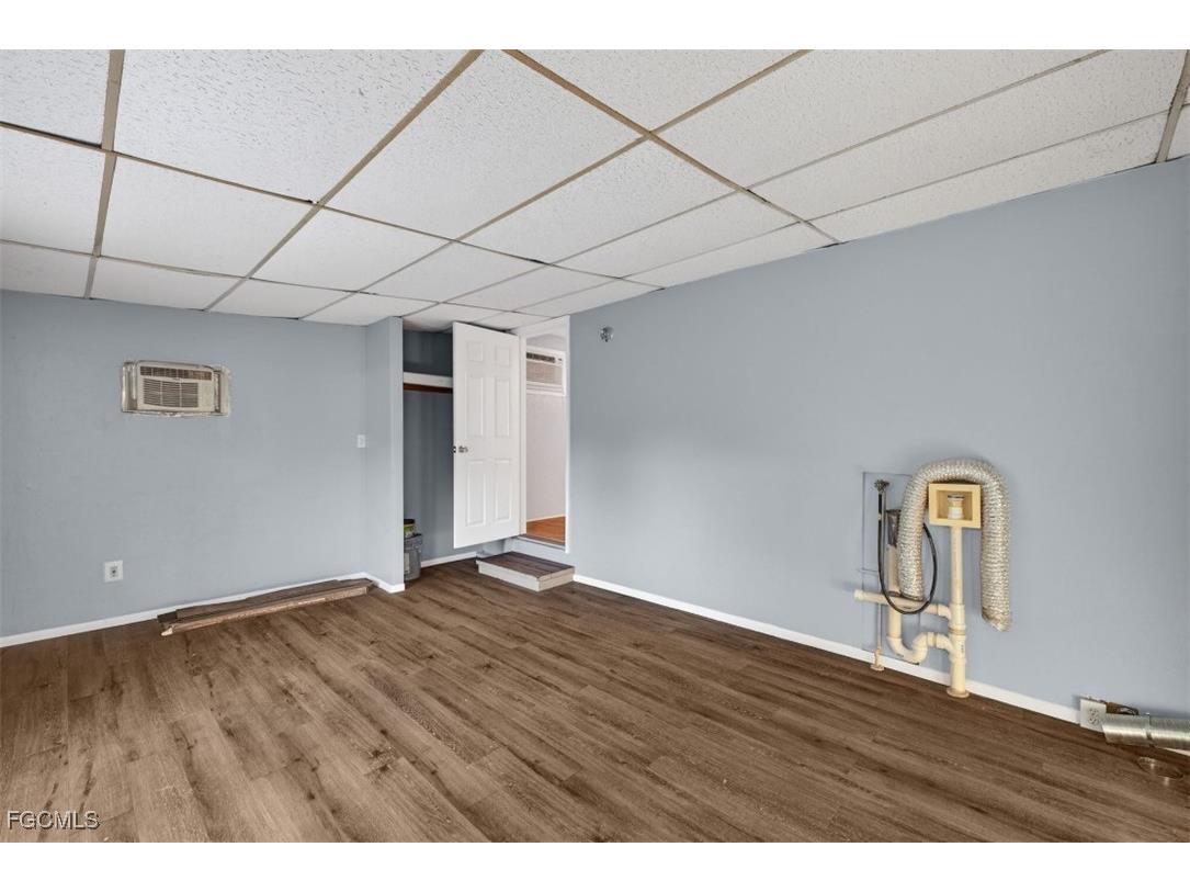 559 Clark Street North Fort Myers FL 33903 2025024473 image18