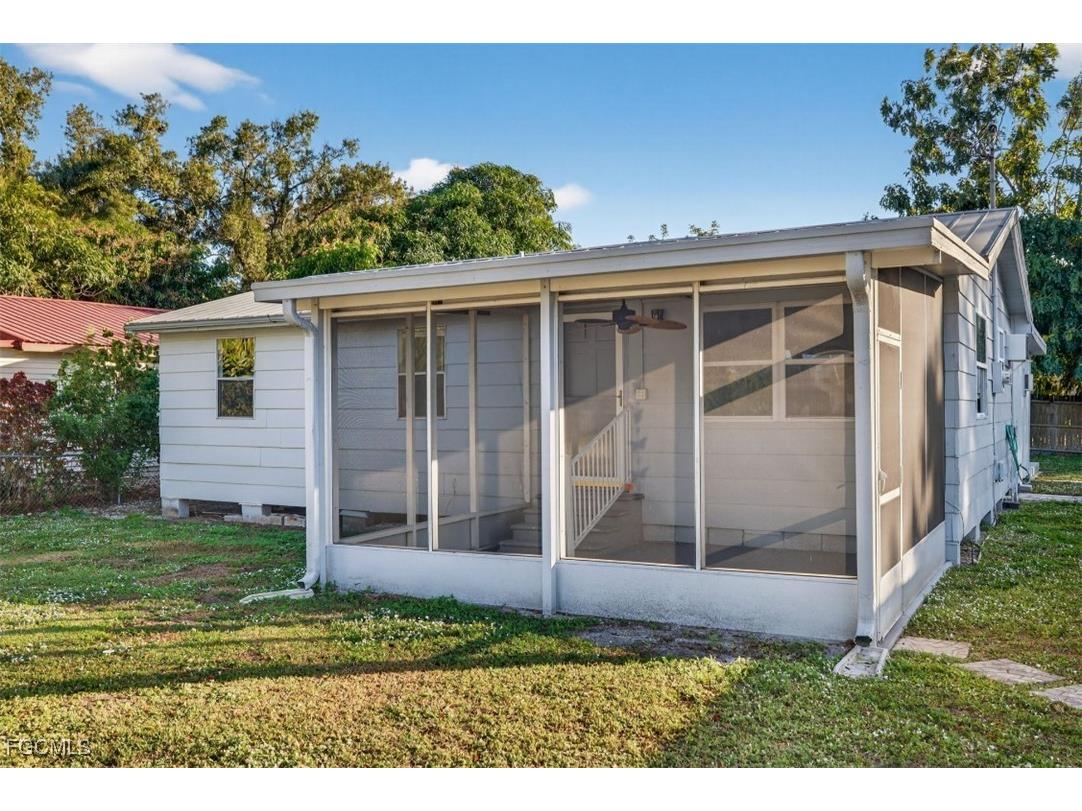 559 Clark Street North Fort Myers FL 33903 2025024473 image2
