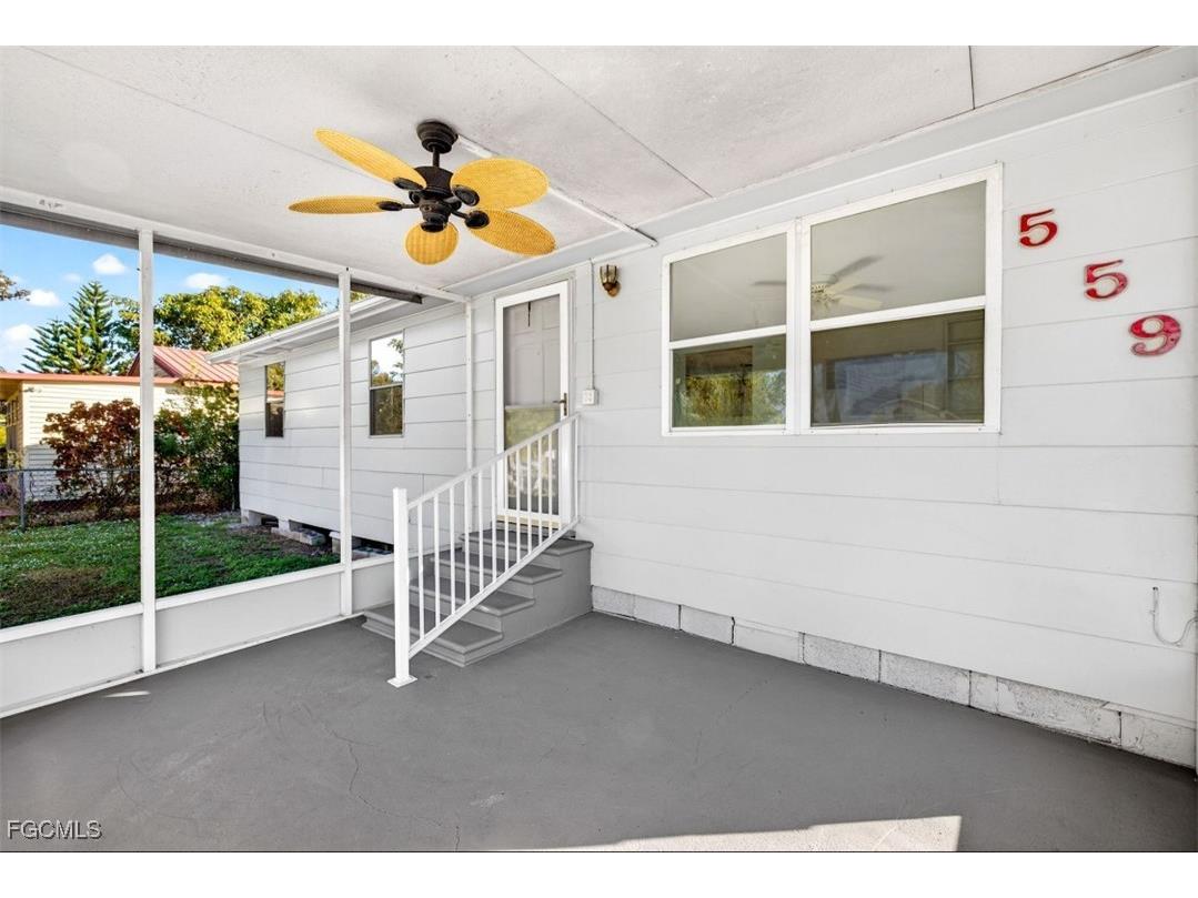 559 Clark Street North Fort Myers FL 33903 2025024473 image4