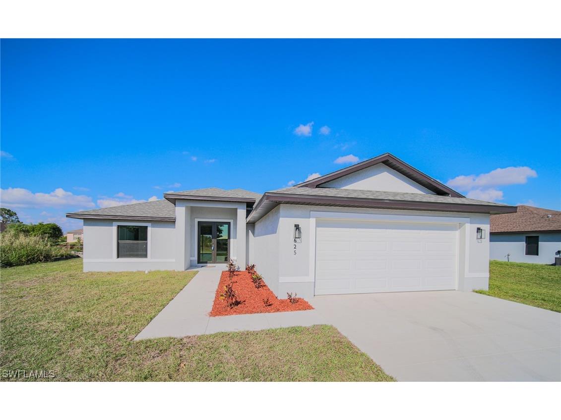 559 Croydon Avenue S Lehigh Acres FL 33974 223053245 image1