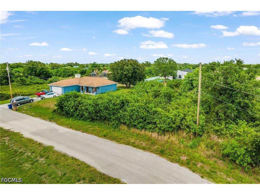 559 Theodore Vail Street E Lehigh Acres FL 33974 2026023011 image5