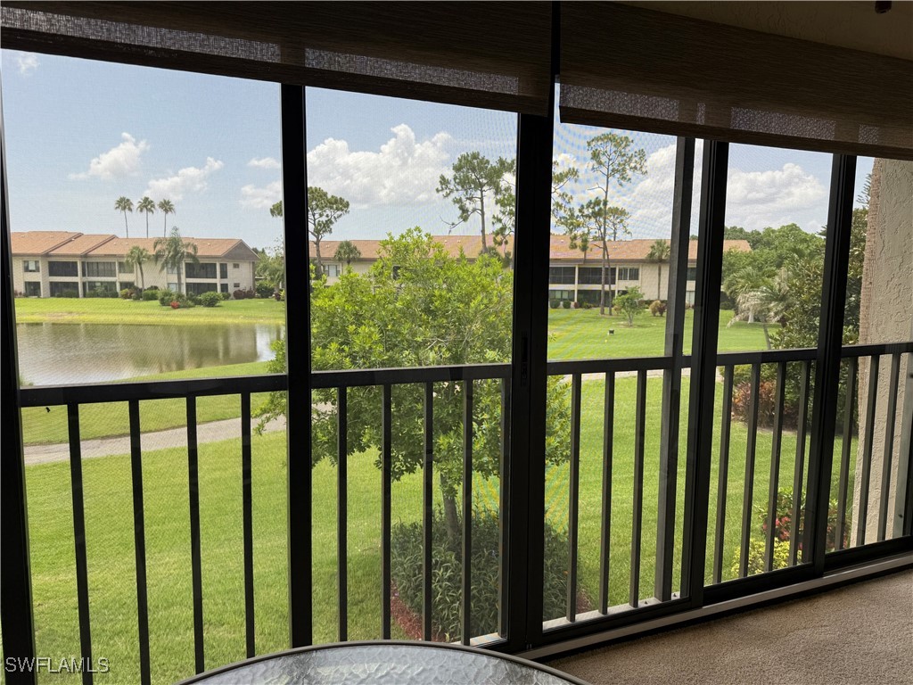 5590 Trailwinds Drive #421 Fort Myers FL 33907 225059644 image2