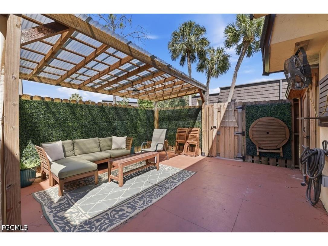 5590 Woodrose Court #1 Fort Myers FL 33907 2026015963 image1