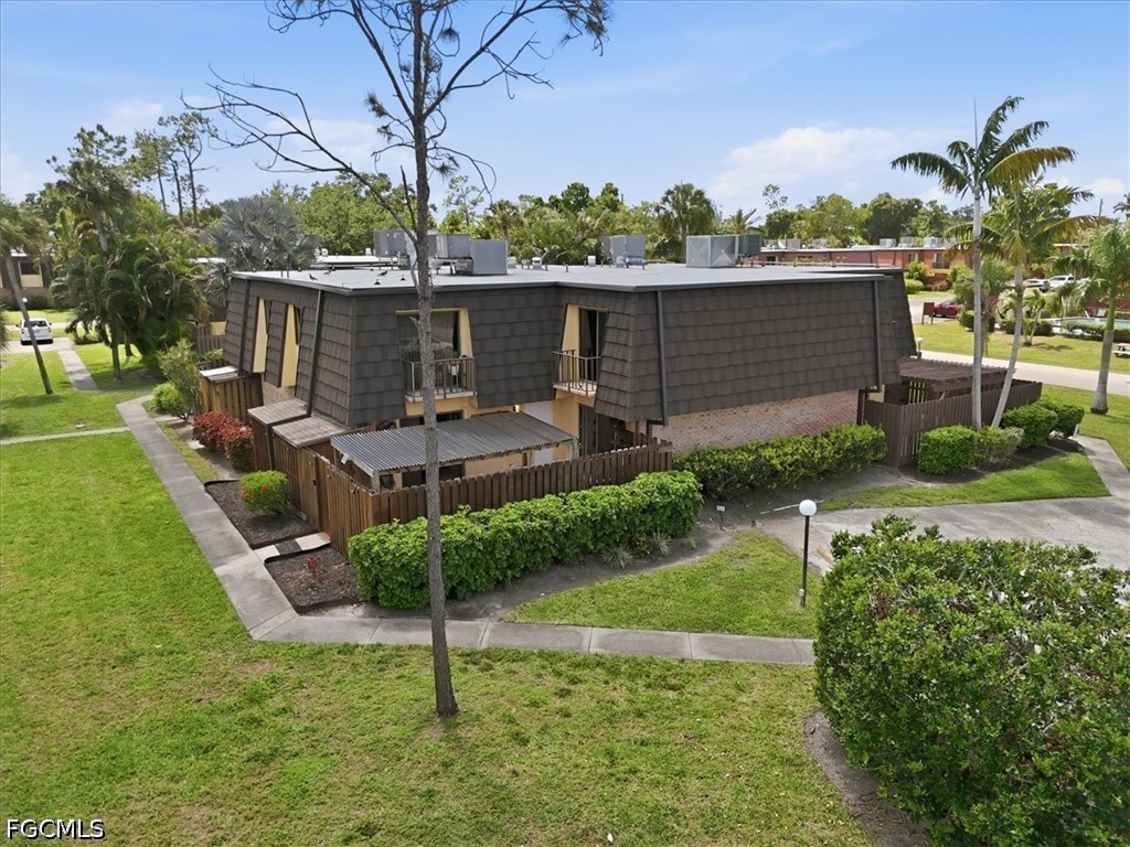 5590 Woodrose Court #1 Fort Myers FL 33907 2026015963 image32