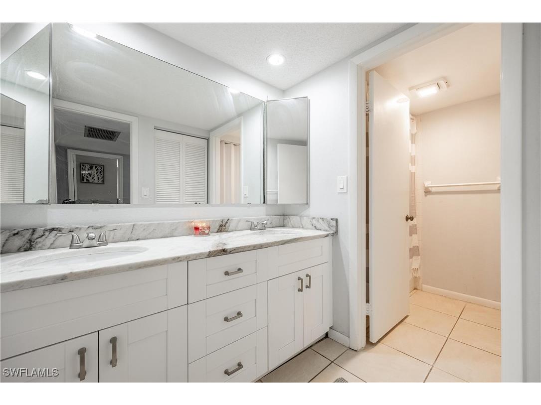 5590 Woodrose Court #1 Fort Myers FL 33907 224077455 image27