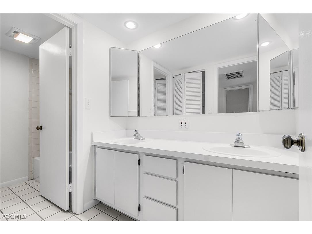 5590 Woodrose Court #4 Fort Myers FL 33907 2026008533 image22