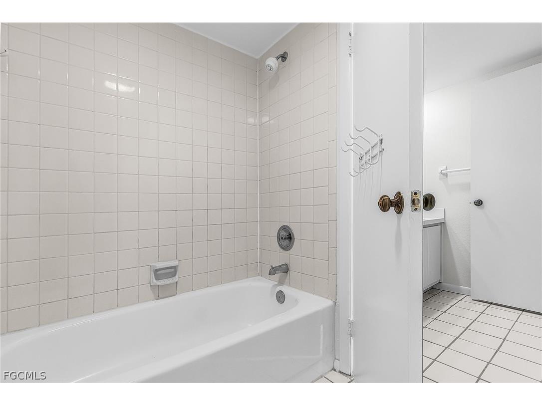 5590 Woodrose Court #4 Fort Myers FL 33907 2026008533 image23