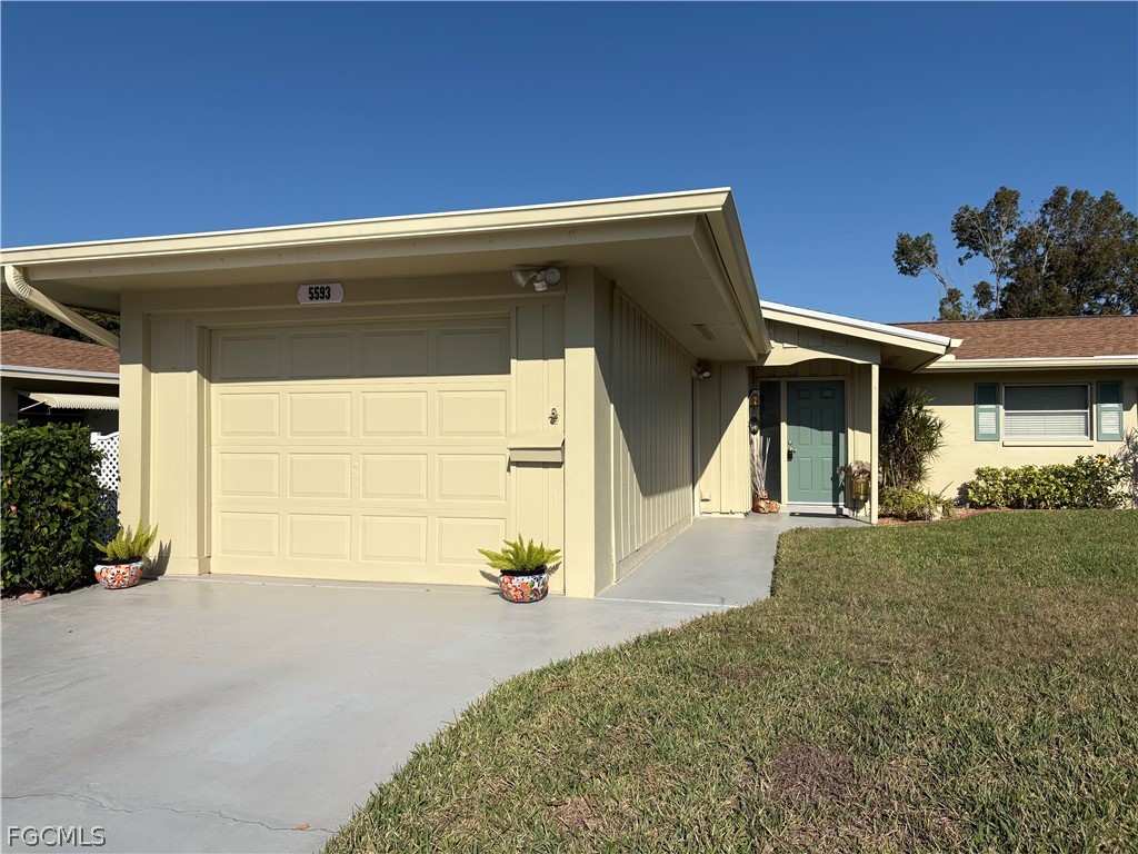 5593 Hamlet Lane Fort Myers FL 33919 2026008856 image1